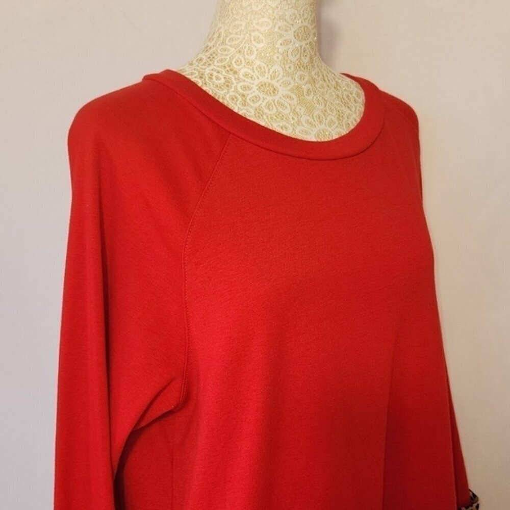 Sunshine & Rodeos Women SZ L Red 3/4 Sleeve Leopard Print Cuff Relaxed Fit Tunic - Picture 6 of 14